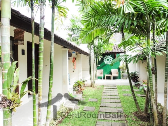 Umanede Studios in Jimbaran Bali