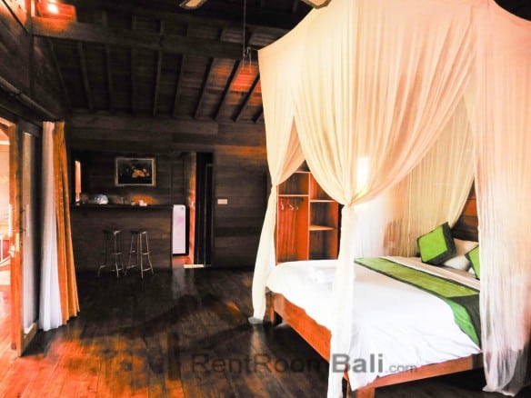 584