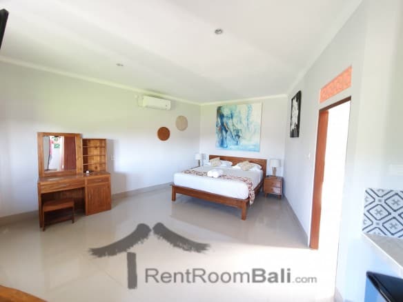 584
