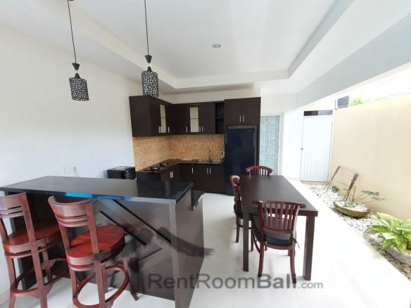 584