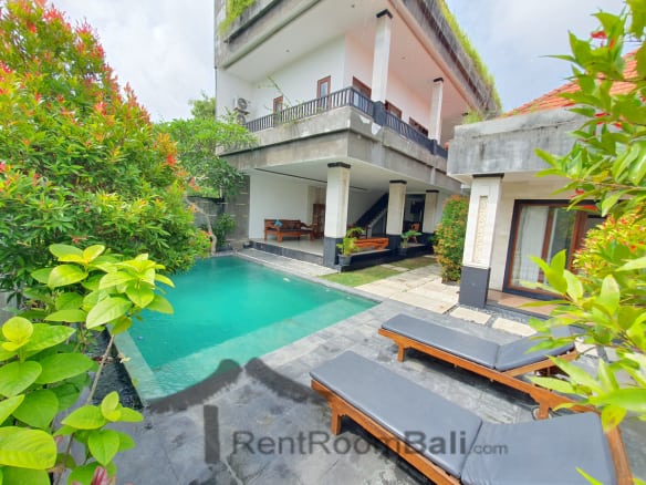 Kubu Jimbar Villa in Jimbaran Bali
