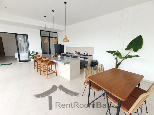 584